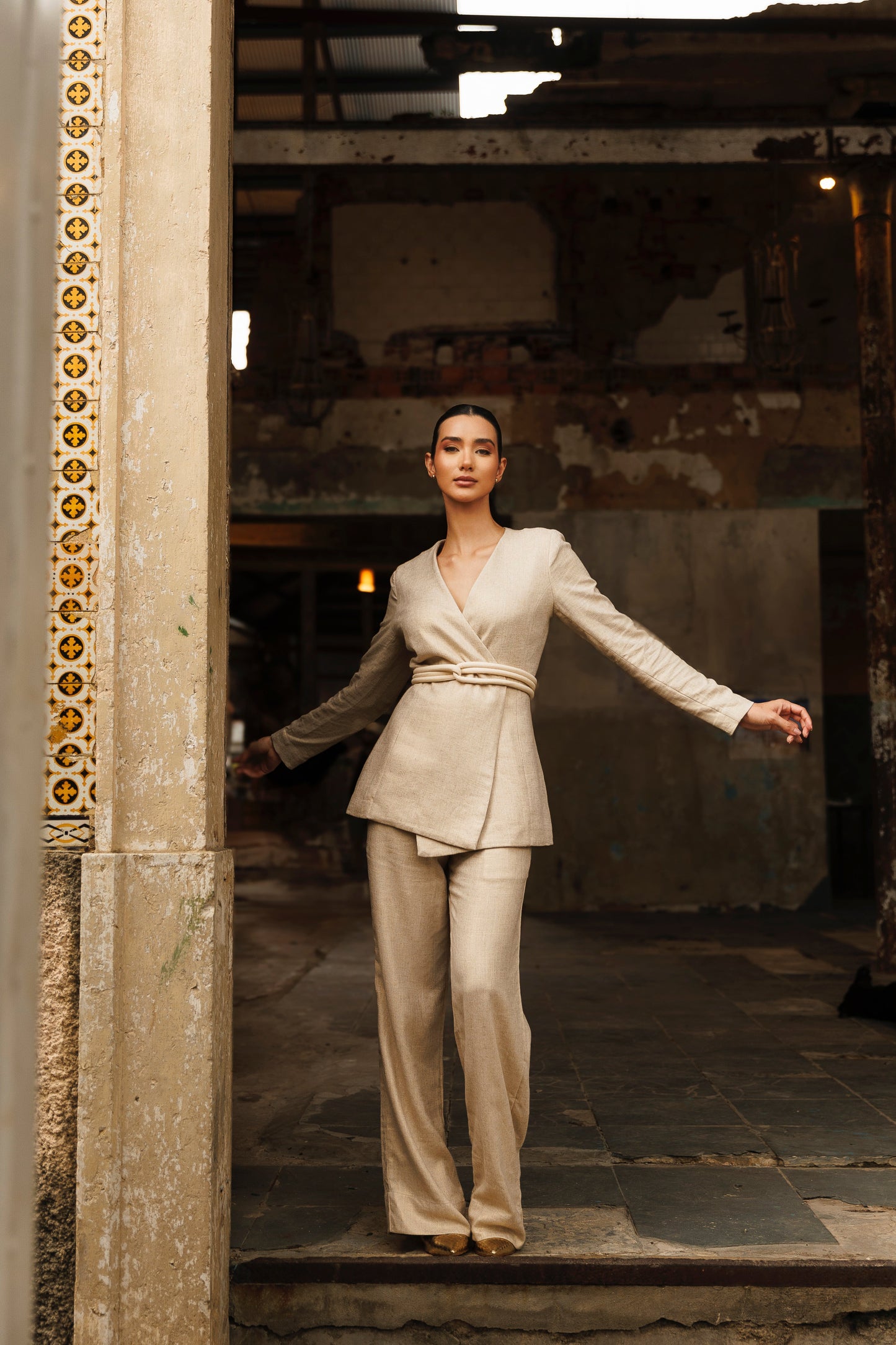 Calça Pantalona Alfaiataria Palharia Dourada Soul Hara