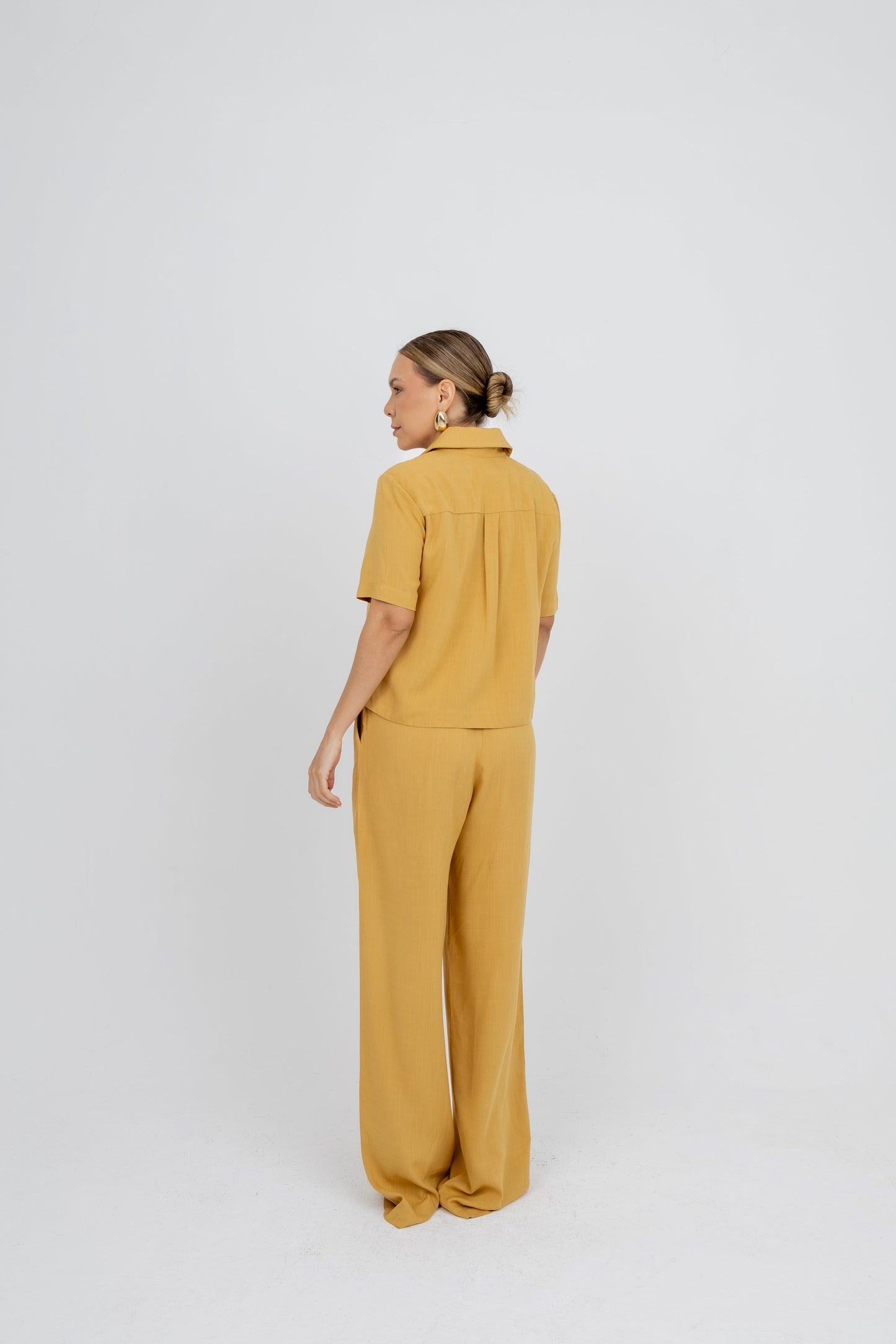 Calça Pantalona New Essencial Tucumã Soul Hara