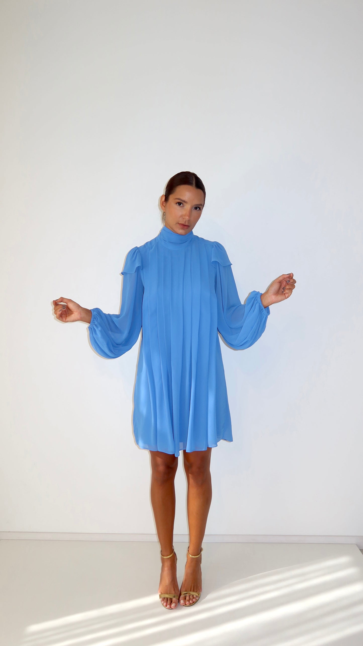 Vestido Chiffon Pregas Curto Azul Toldo Soul Hara