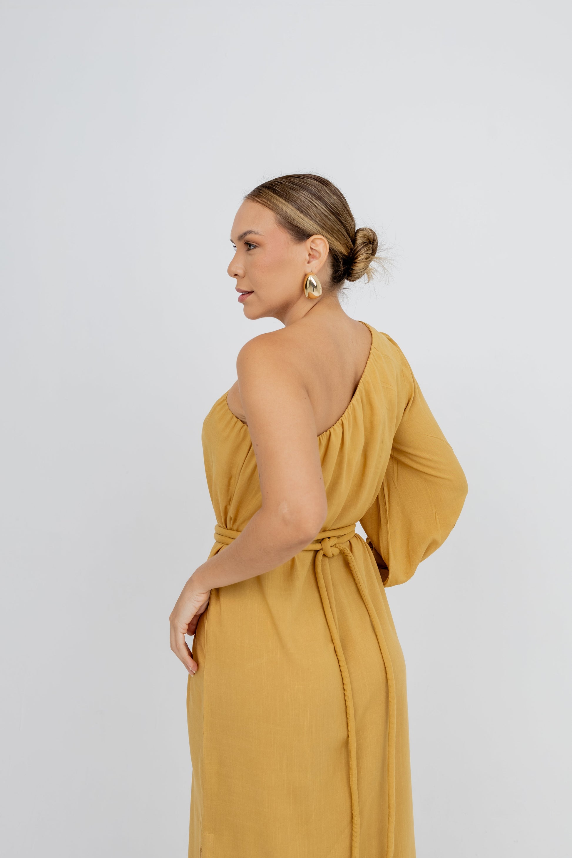 Vestido de Um Ombro Só Soul Hara