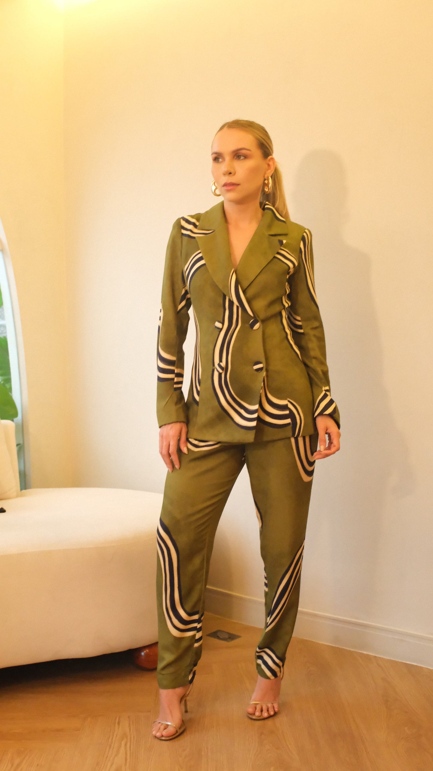 Calça Cropped Caminhos Soul Hara