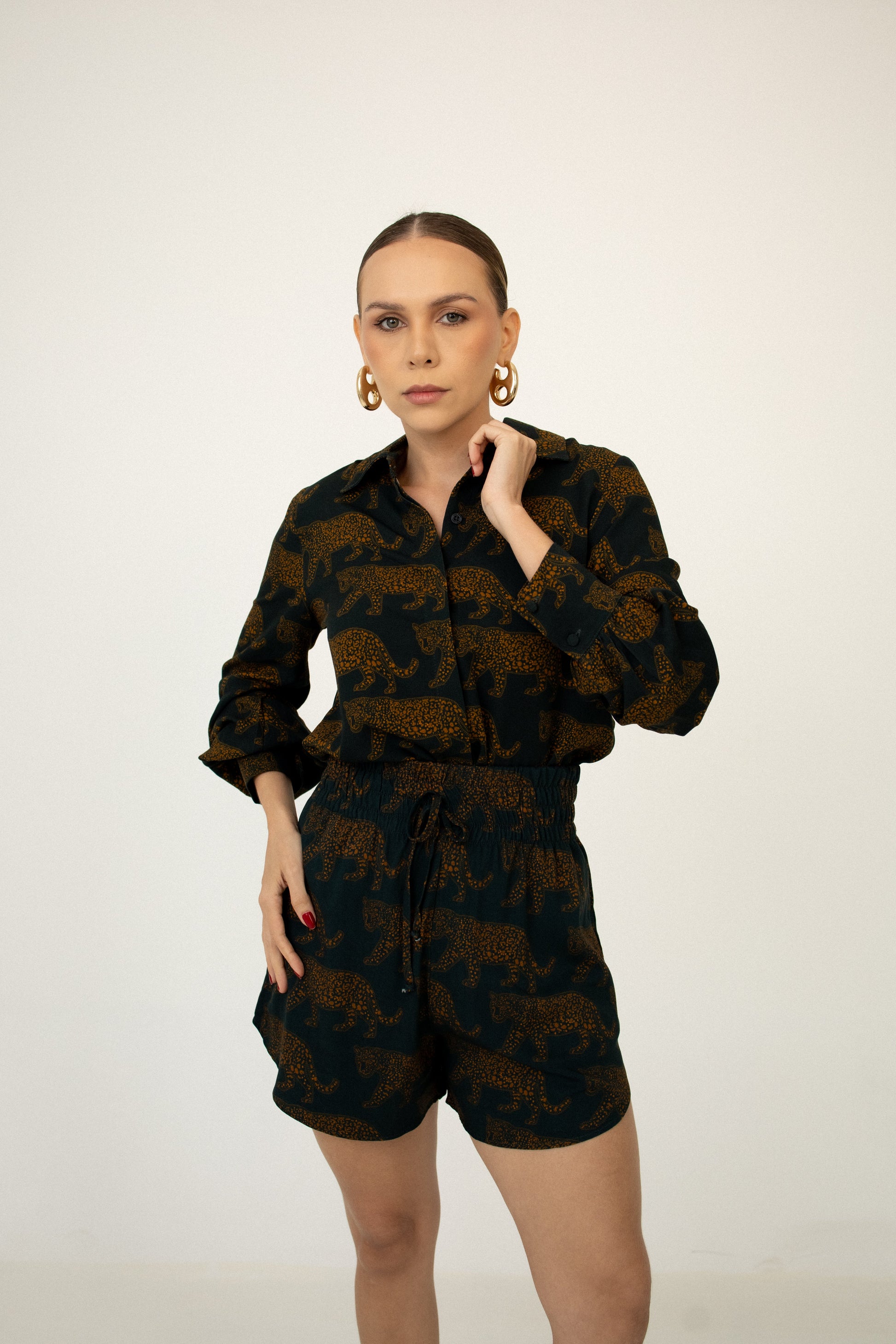 Short Cós Elástico Onça Soul Hara