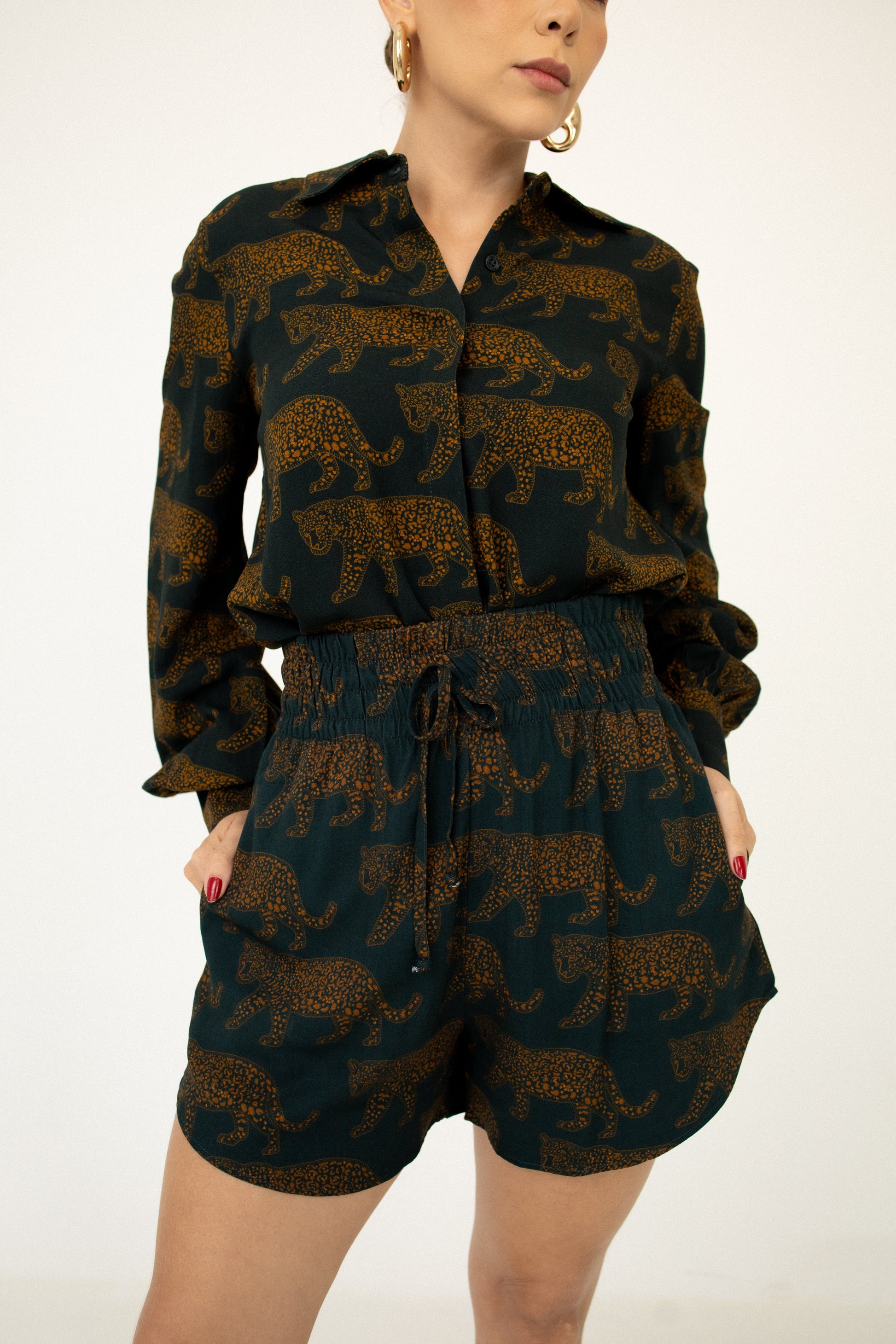 Short Cós Elástico Onça Soul Hara