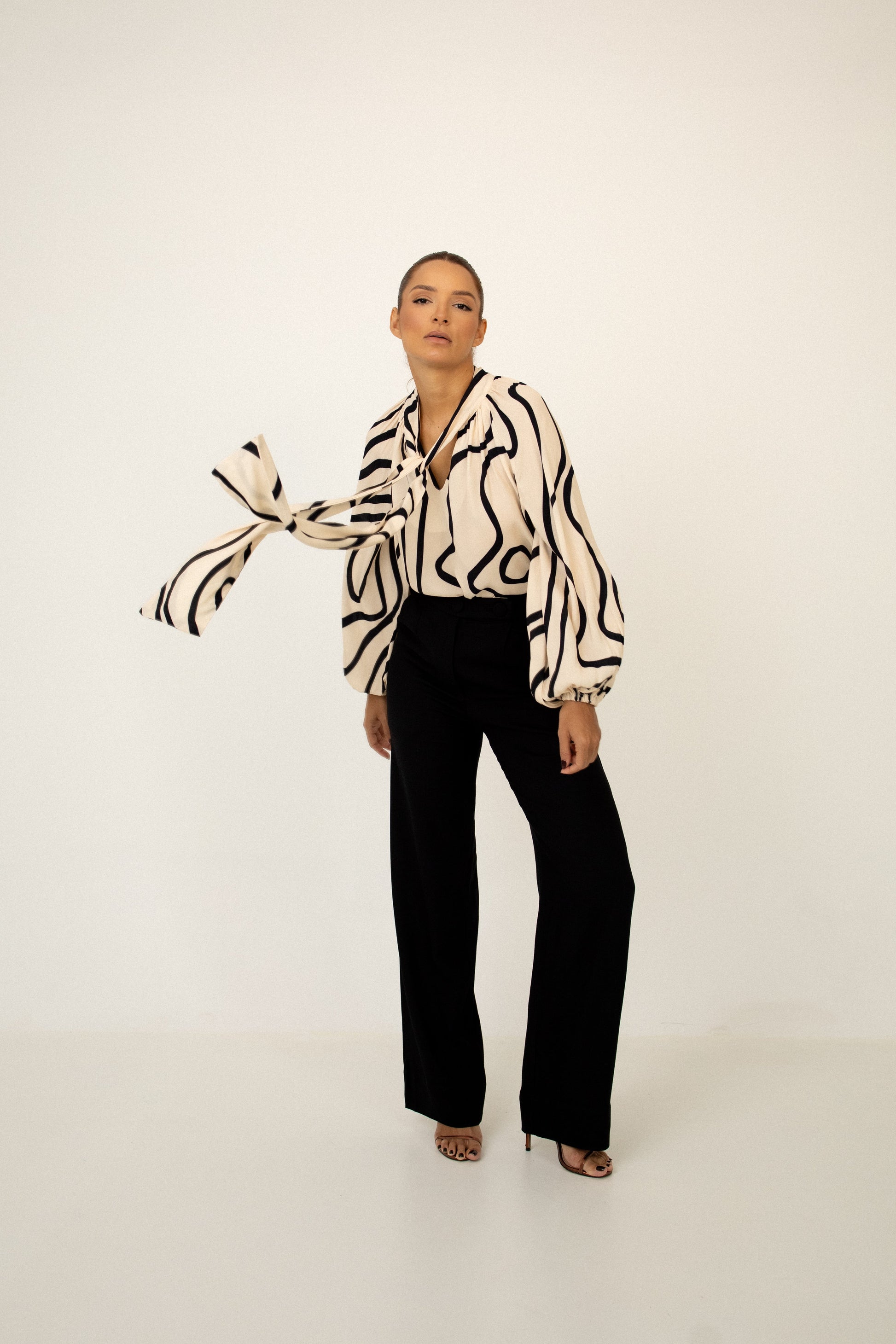 Calça Alfaitaria Transpassado Rio Negro Soul Hara