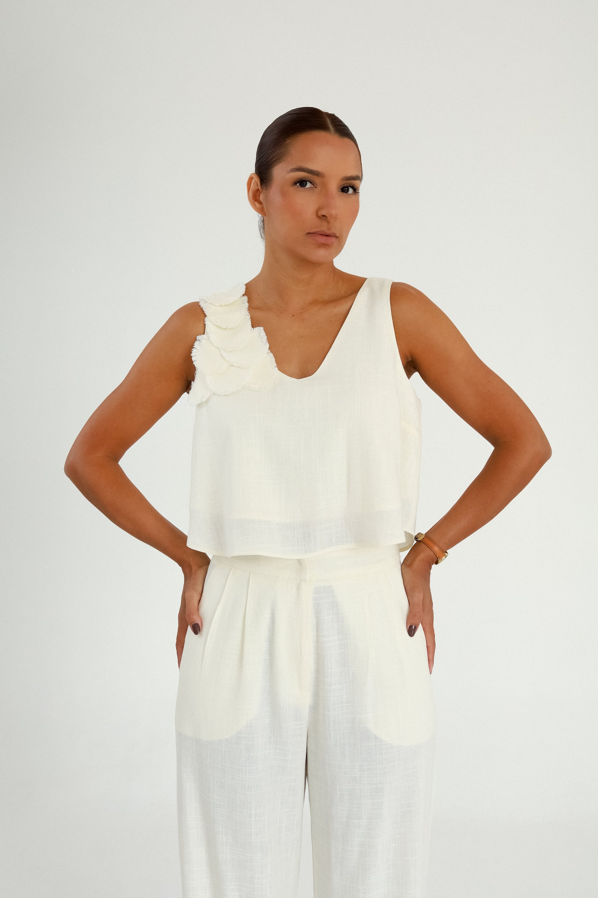 Regata Cropped Com Escamas Tapioca Soul Hara