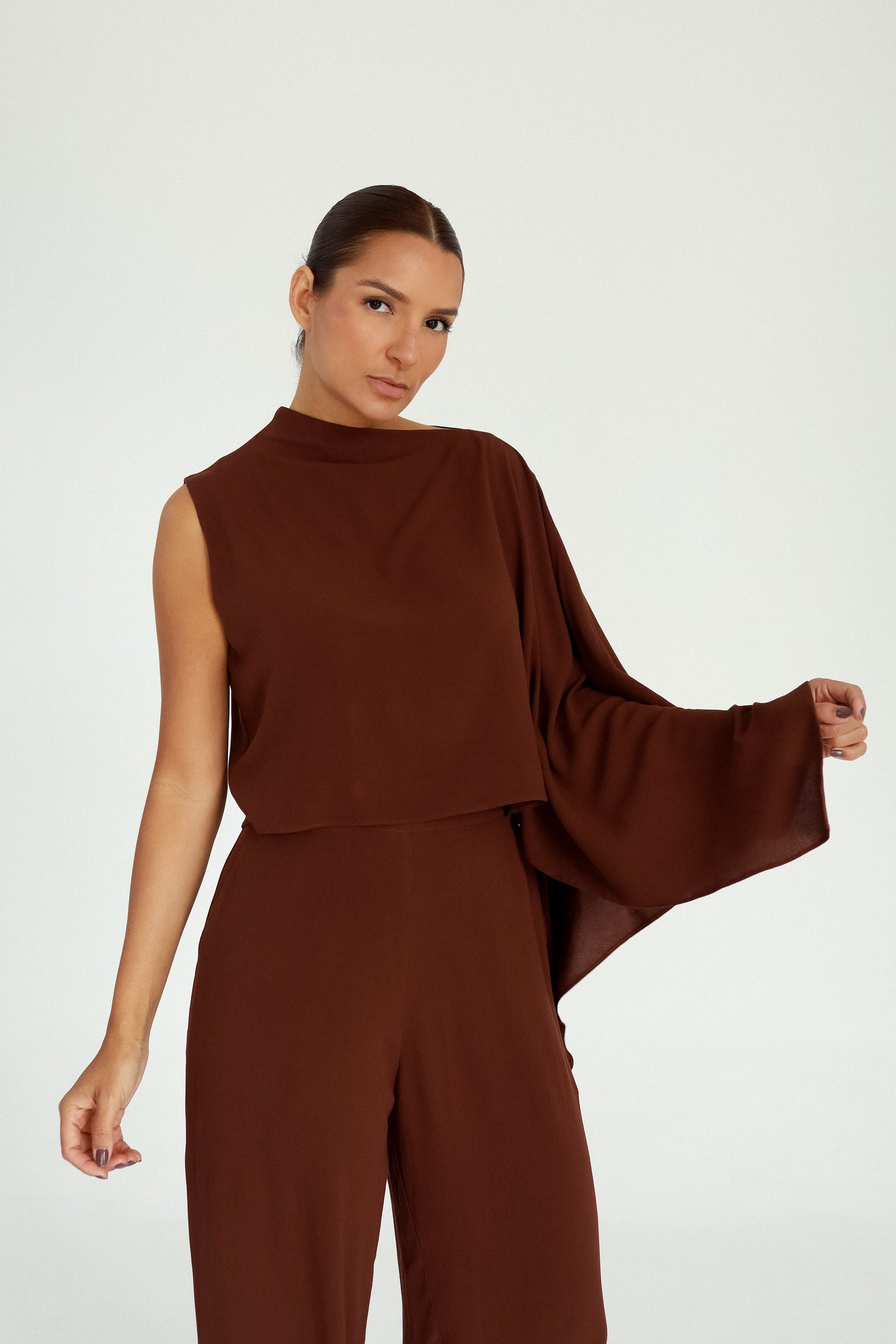 Blusa Manga Assimétrica Marrom Soul Hara