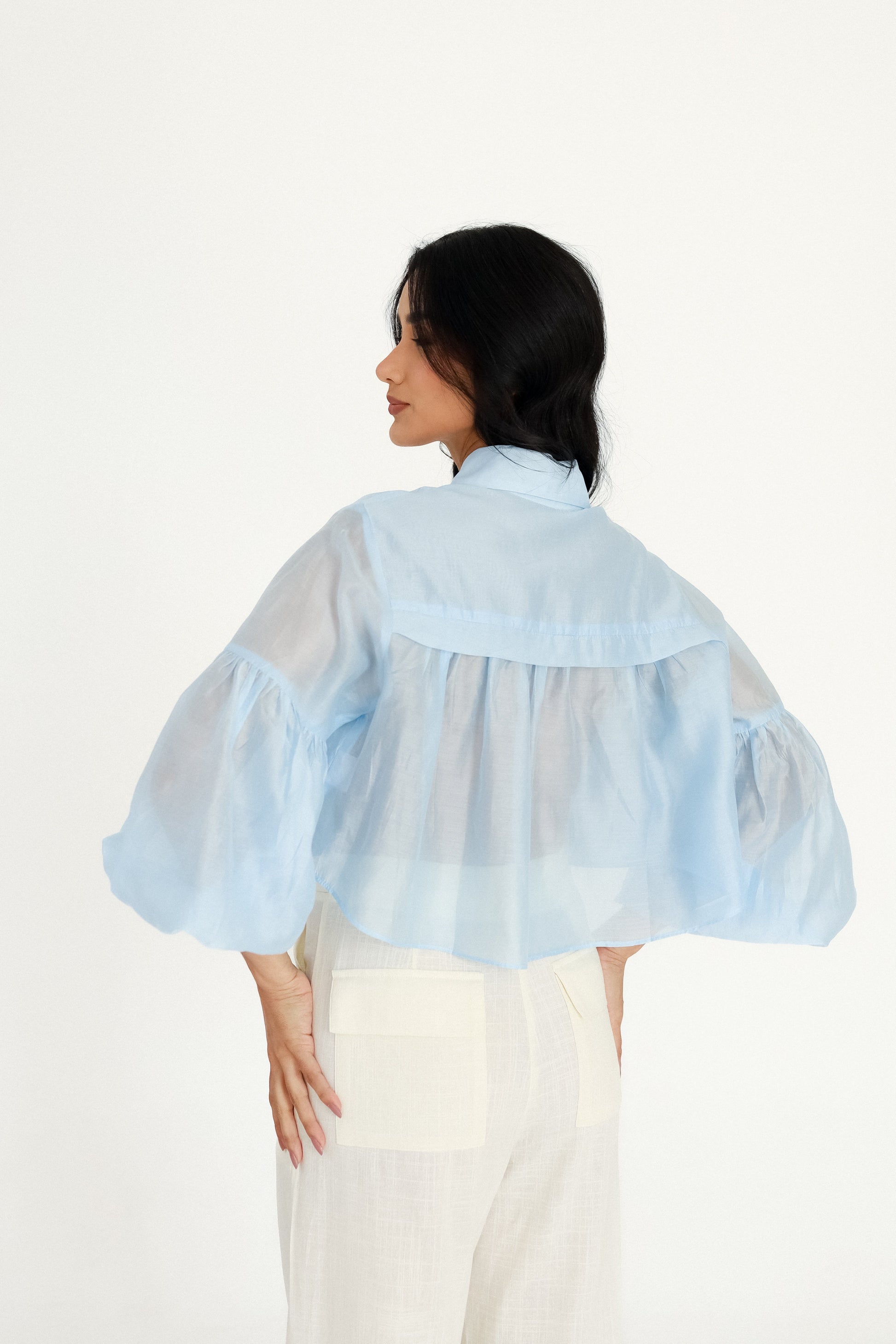 Camisa Cropped Crepe Azul Celeste Soul Hara