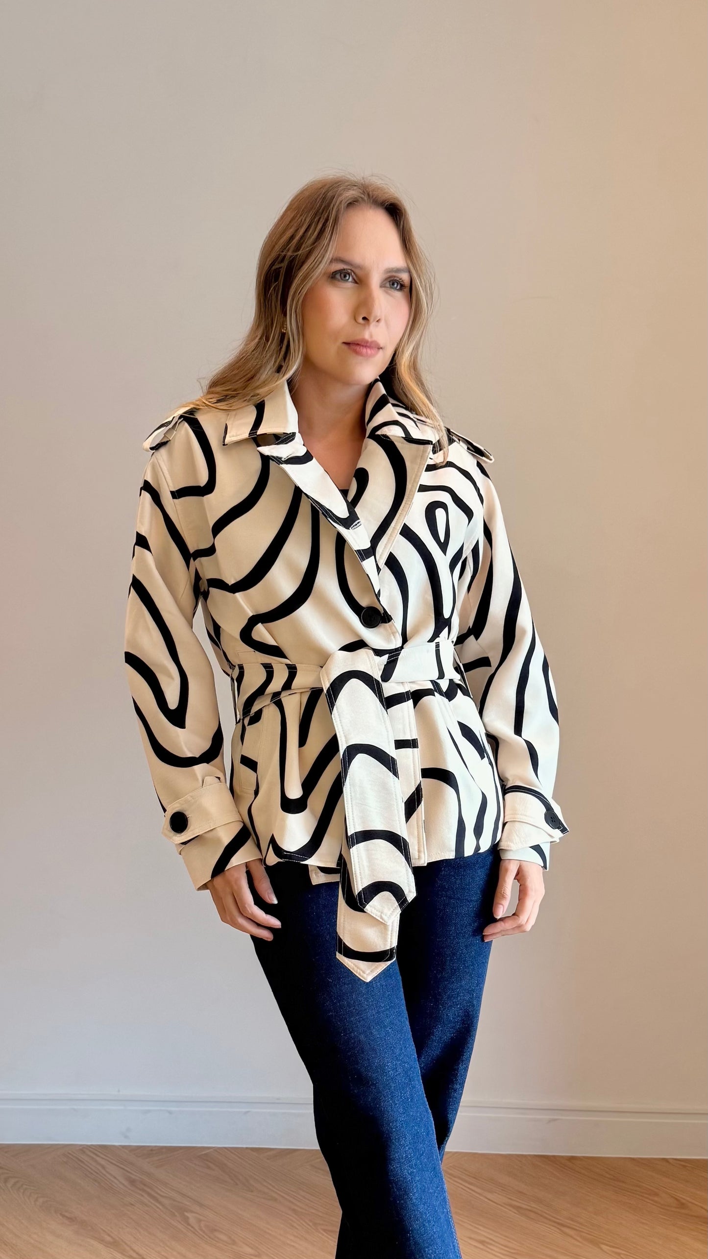 Casaco Trench Curto Soul Hara